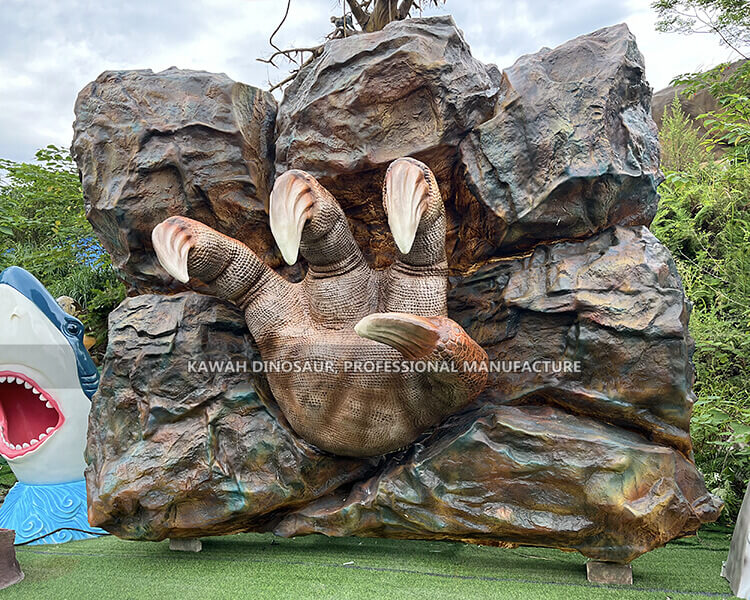 1 Retractable Dinosaur Claws Giant Animatronic Claw with Movements and Lights Kawah Dinosaur Factory