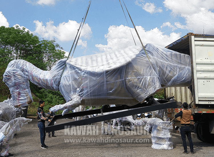 15 Meters animatronic Spinosaurus dinosaurs model loading container