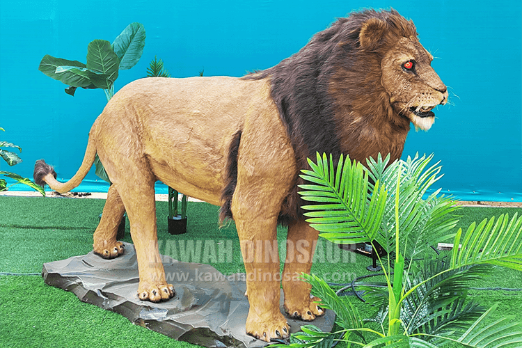 2 animatronic lion model realistic animals